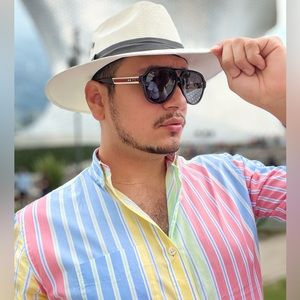 Meet your Posher, Jose ivan